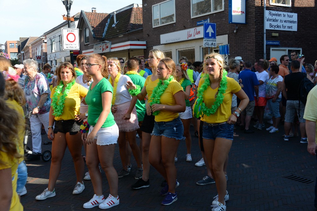 ../Images/Zomercarnaval Noordwijkerhout 2016 250.jpg